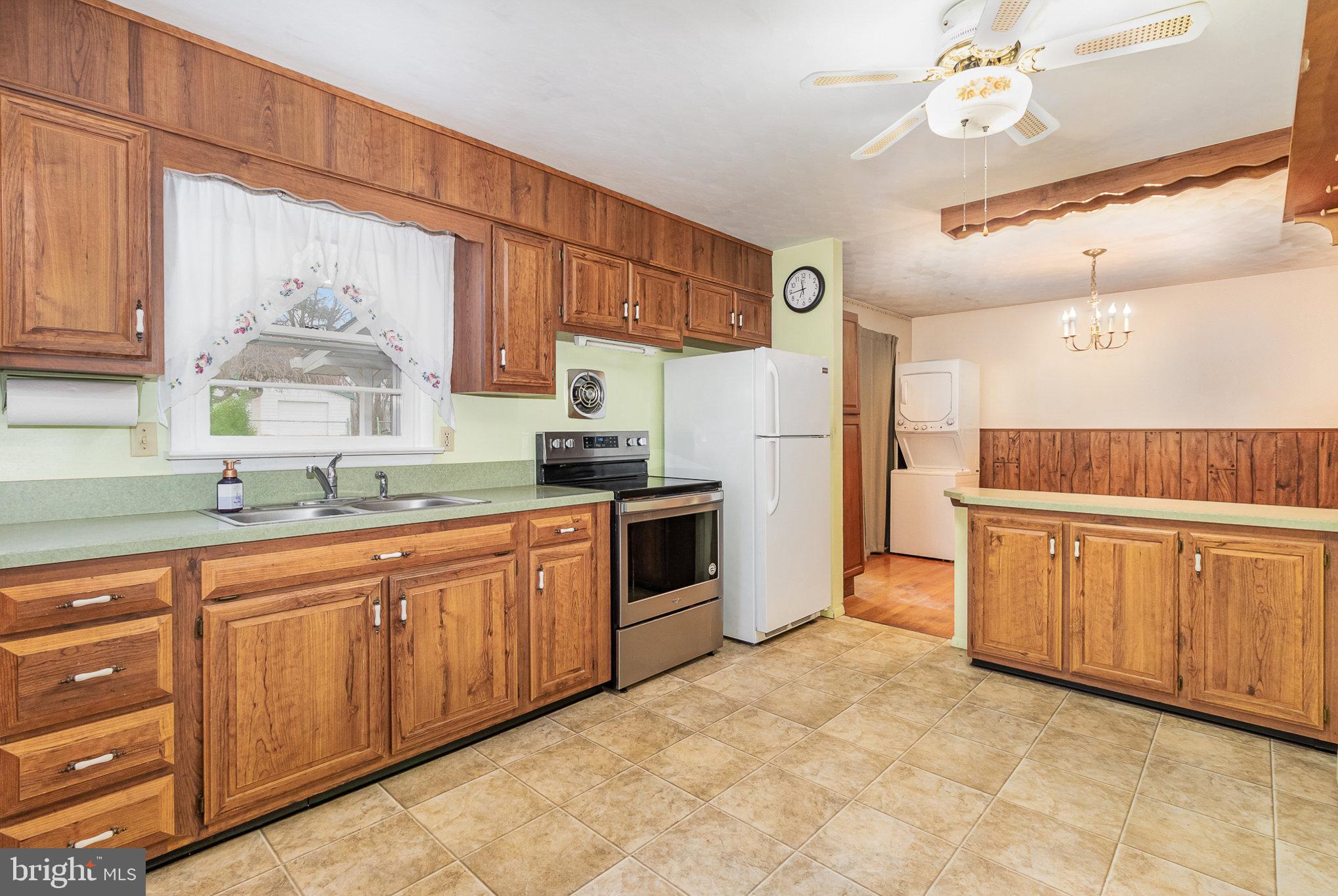 85 Mountainview Road Shermans Dale, PA 17090 - Photo 6 of 25 Gallery Image 6