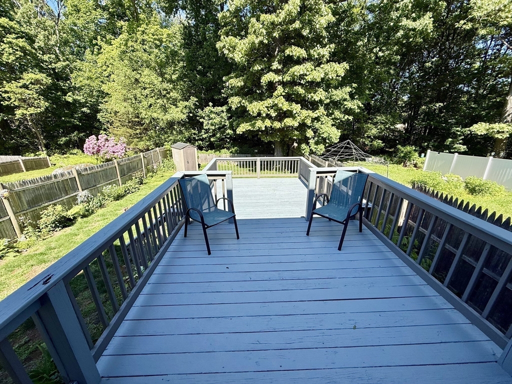 48 Vincent Circle Worcester, MA 01604 - Photo 25 of 31