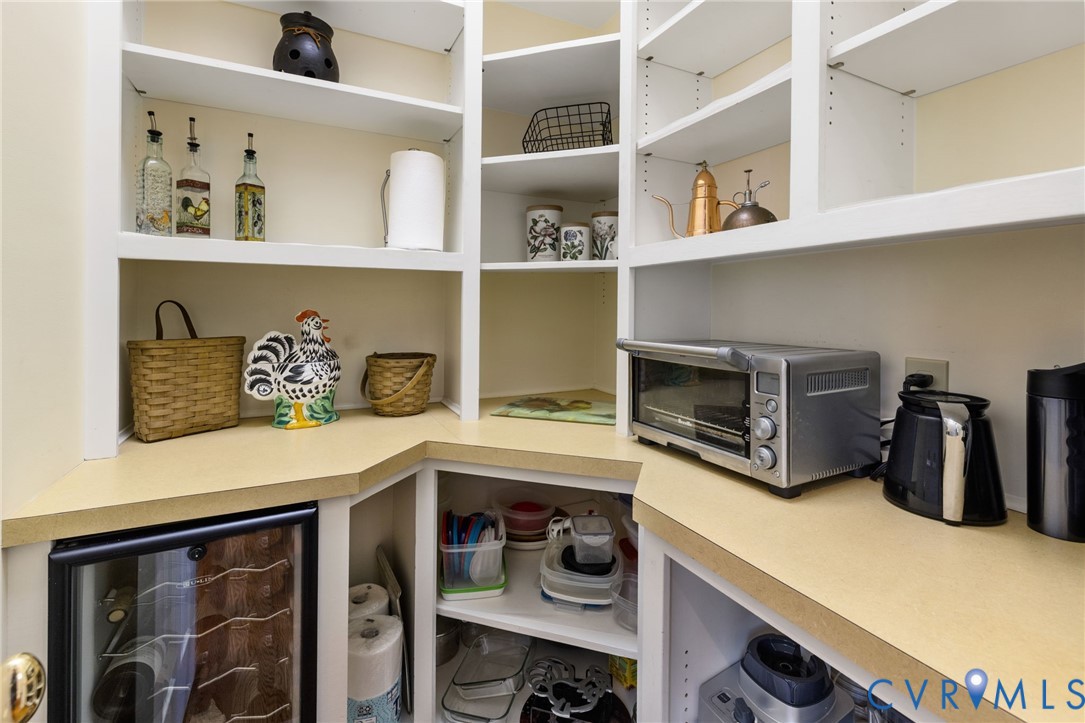 2730 Live Oak Lane Midlothian, VA 23113 - Photo 17 of 31 Custom shelving, counter space and wine/bevrage co