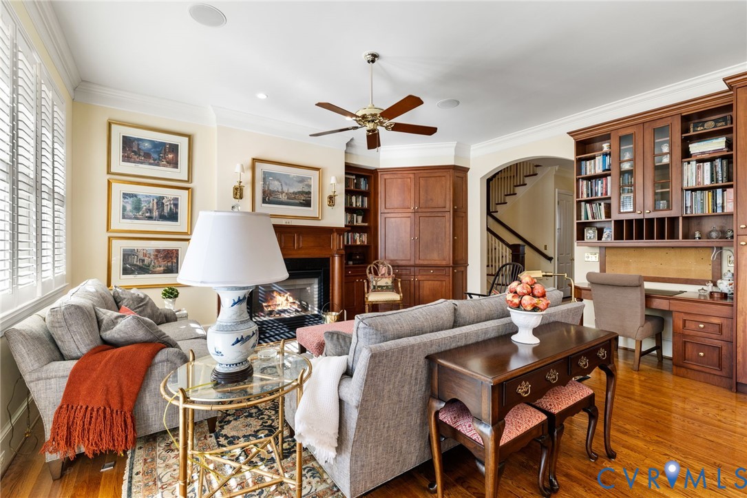 2730 Live Oak Lane Midlothian, VA 23113 - Photo 22 of 31 Adjacent to kitchen, built in shelving and TV cabi