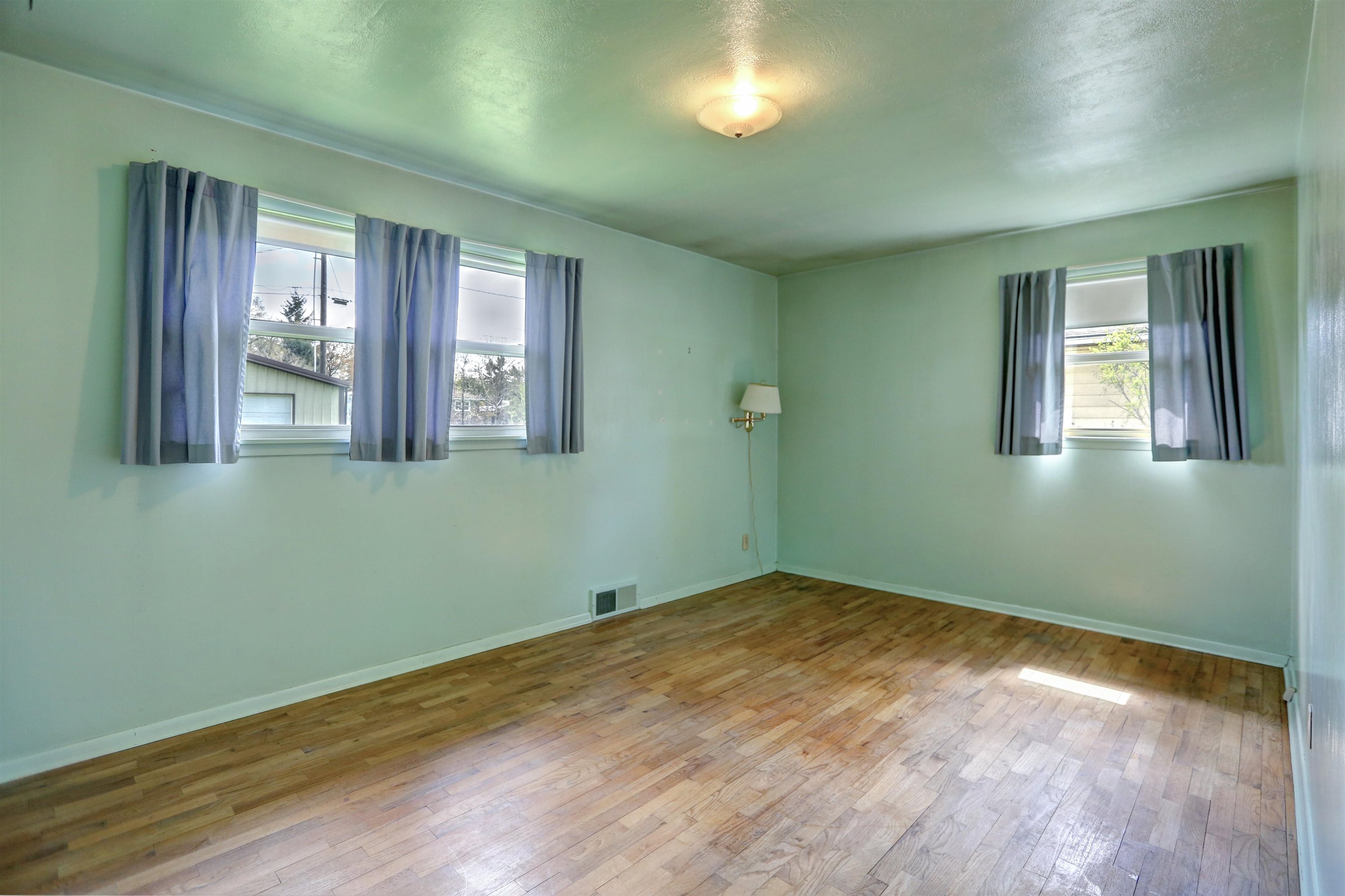 1020 North Wilbur Road Spokane Valley, WA 99206 - Photo 11 of 25 Gallery Image 11
