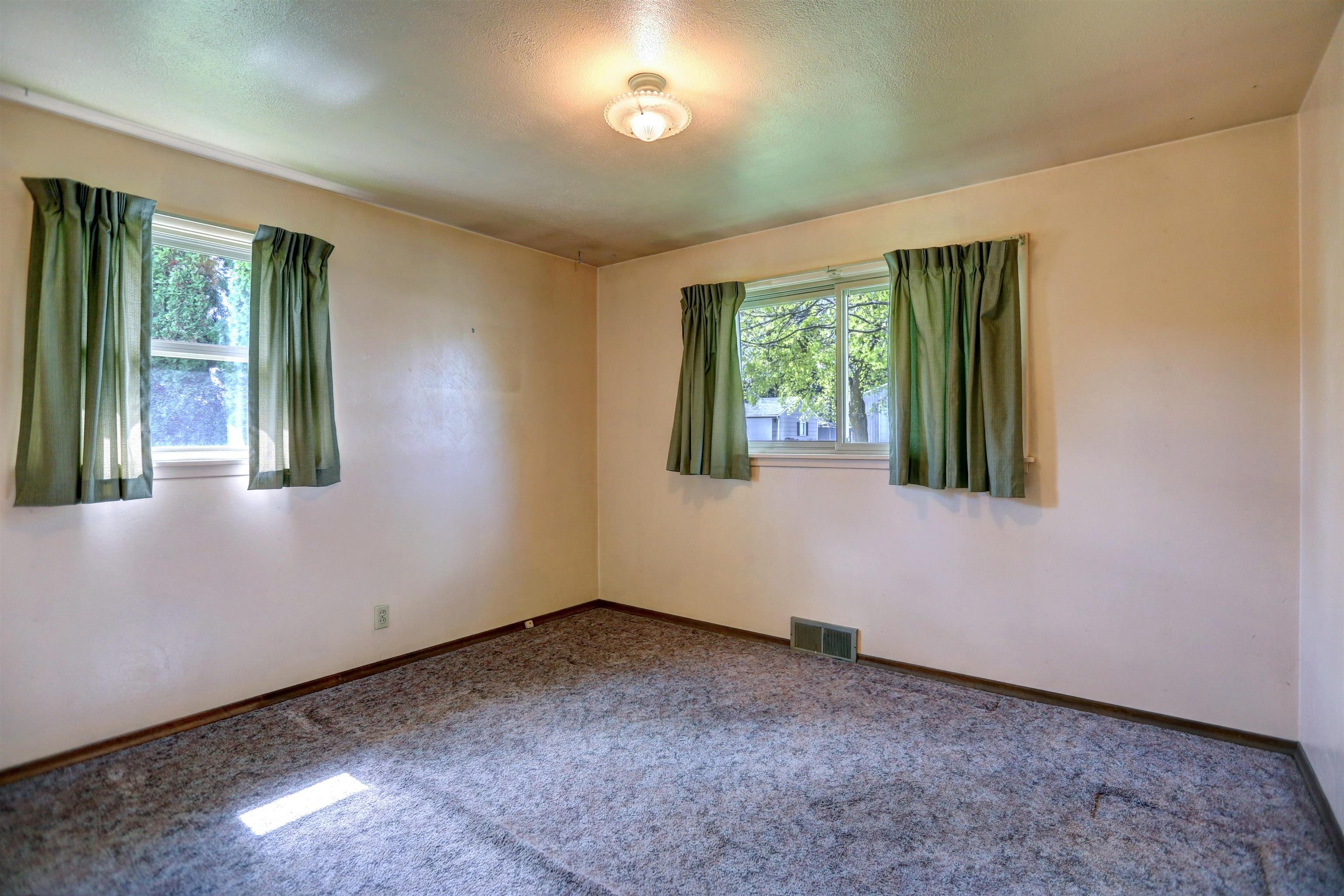 1020 North Wilbur Road Spokane Valley, WA 99206 - Photo 12 of 25 Gallery Image 12