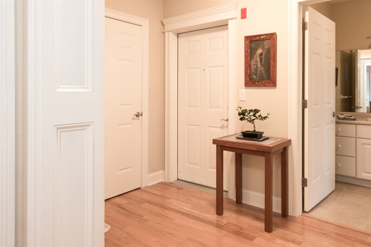 100 Shepards Cove Road, Unit F101 Kittery, ME 03904 - Photo 2 of 40 Gallery Image 2