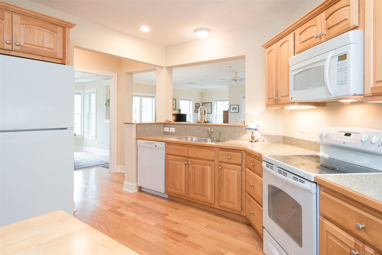 100 Shepards Cove Road, Unit F101 Kittery, ME 03904 - Photo 13 of 40 Gallery Image 13