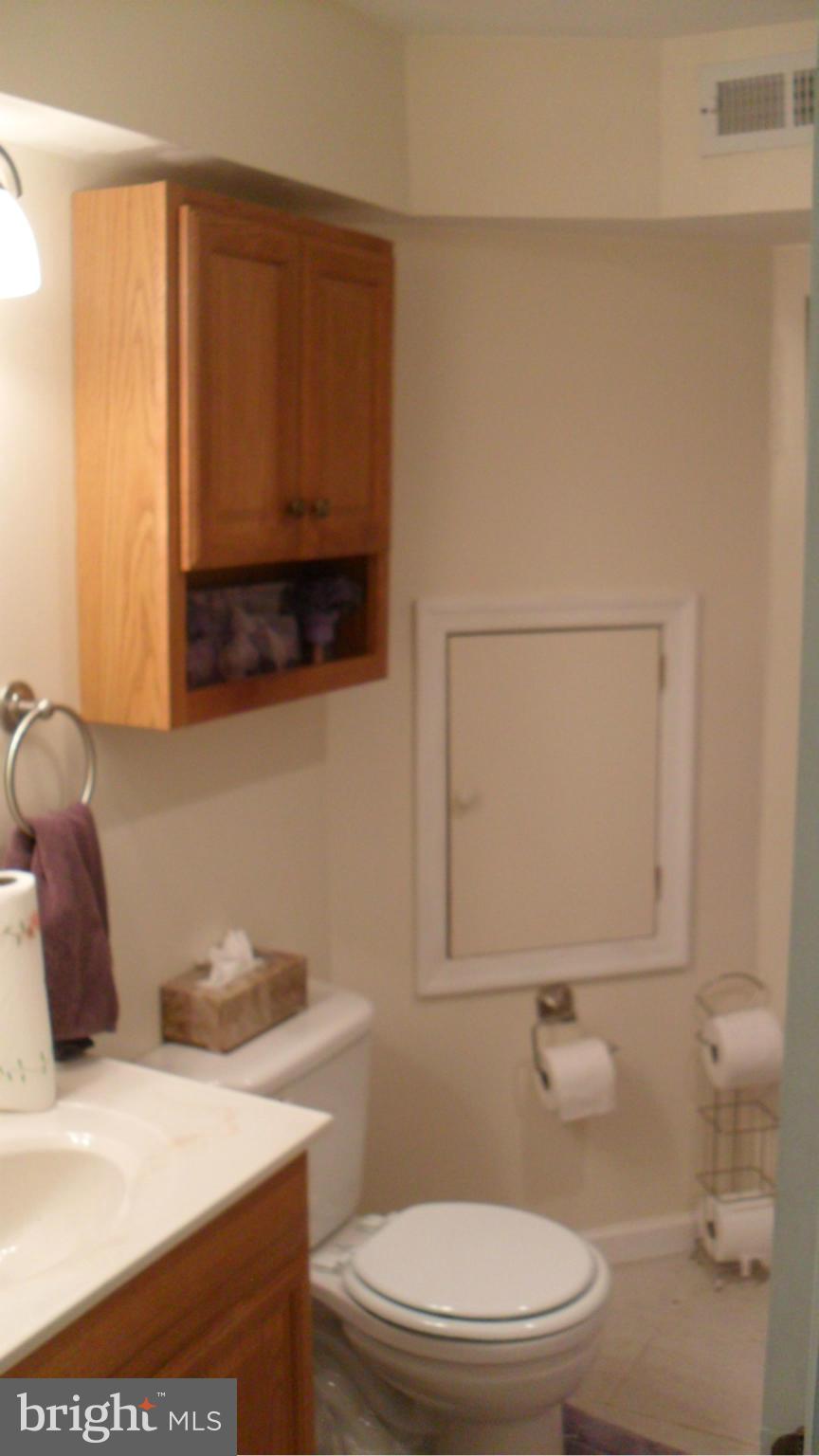 9214 Crandall Road Lanham, MD 20706 - Photo 15 of 26 Bath