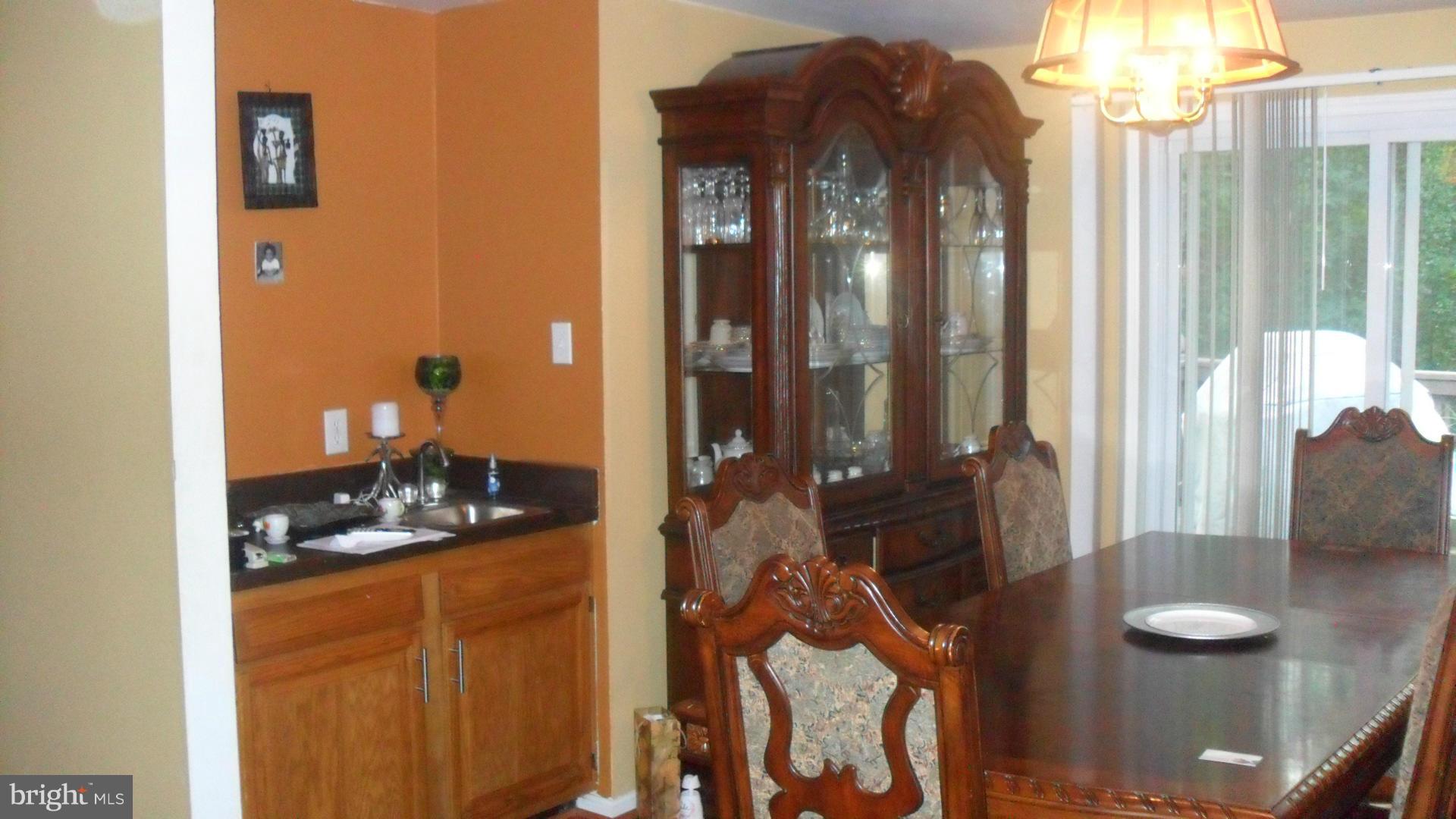 9214 Crandall Road Lanham, MD 20706 - Photo 9 of 26 Dining Room