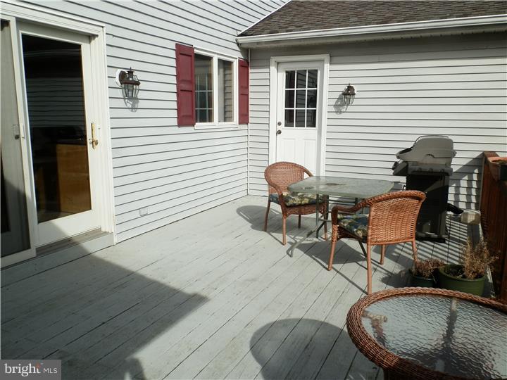 344 Eayrestown Road Southampton, NJ 08088 - Photo 3 of 24 Gallery Image 3