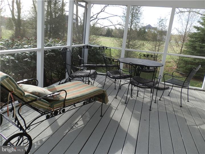344 Eayrestown Road Southampton, NJ 08088 - Photo 4 of 24 Gallery Image 4