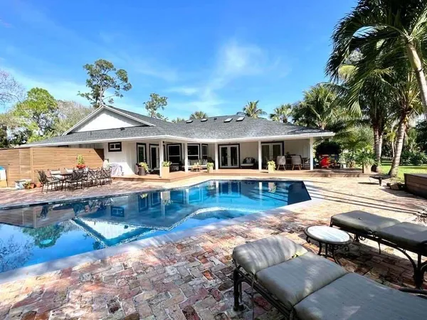 $1,999,000 | 14256 Greentree Trail, Wellington, FL 33414