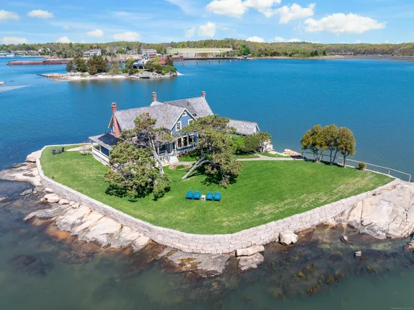 $1,950,000 | Belden Island, Branford, CT 06405