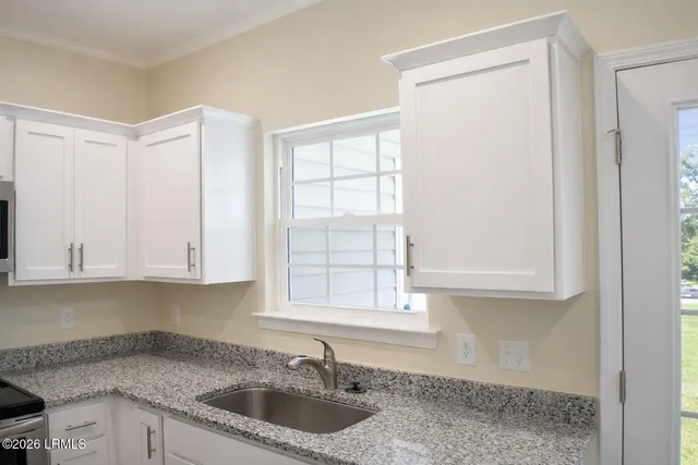 $1,600 | 274 Admiration Avenue, Beaufort, SC 29906