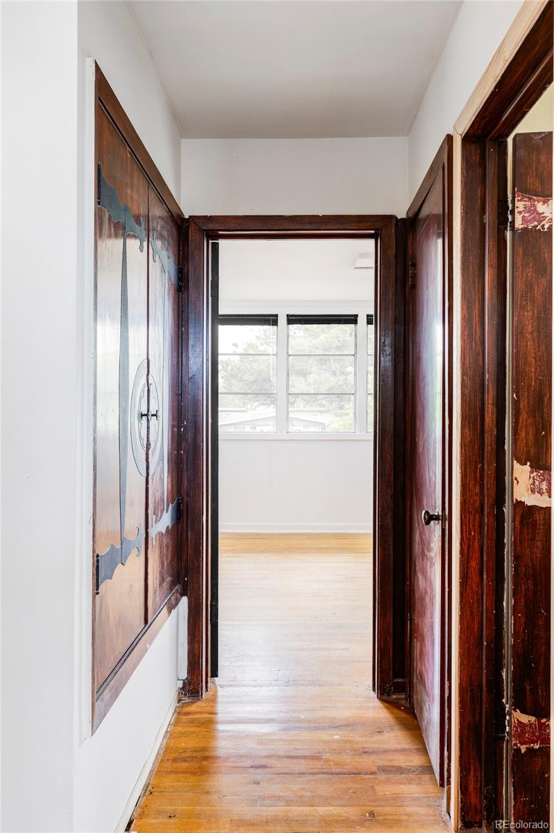 3025 Glencoe Street Denver, CO 80207 - Photo 10 of 26 a view of an entryway