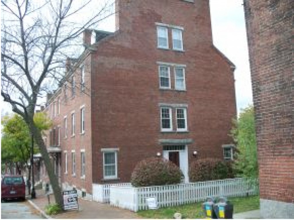 125-3 West Merrimack Street, Unit 3 Manchester, NH 03101 - Photo 1 of 25