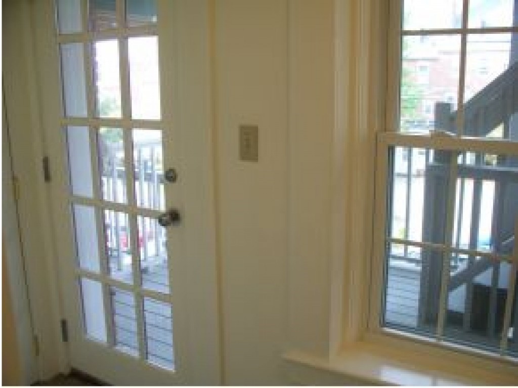 125-3 West Merrimack Street, Unit 3 Manchester, NH 03101 - Photo 9 of 25