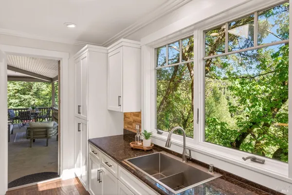 $1,745,000 | 3425 Redwood Road, Napa, CA 94558