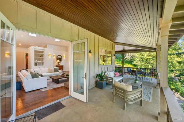 $1,745,000 | 3425 Redwood Road, Napa, CA 94558