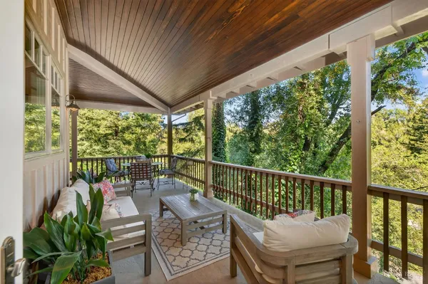 $1,745,000 | 3425 Redwood Road, Napa, CA 94558