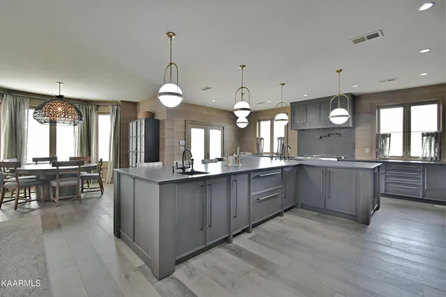 $10,500,000 | 6720 Erie Road, Sweetwater, TN 37874