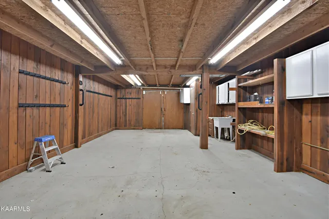 $10,500,000 | 6720 Erie Road, Sweetwater, TN 37874