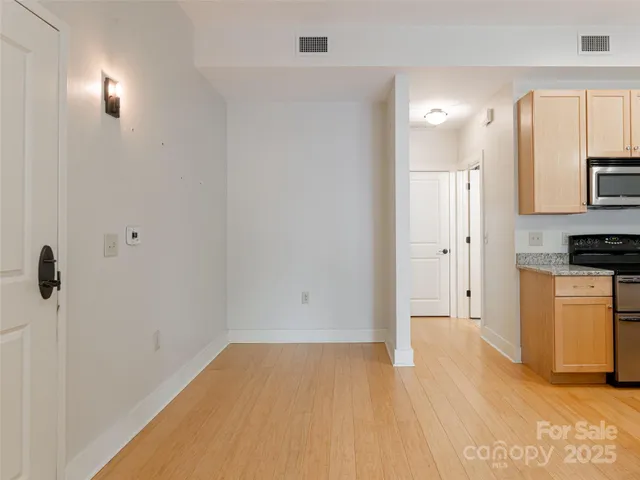 $309,900 | 190 Broadway Street, Unit 310, Asheville, NC 28801