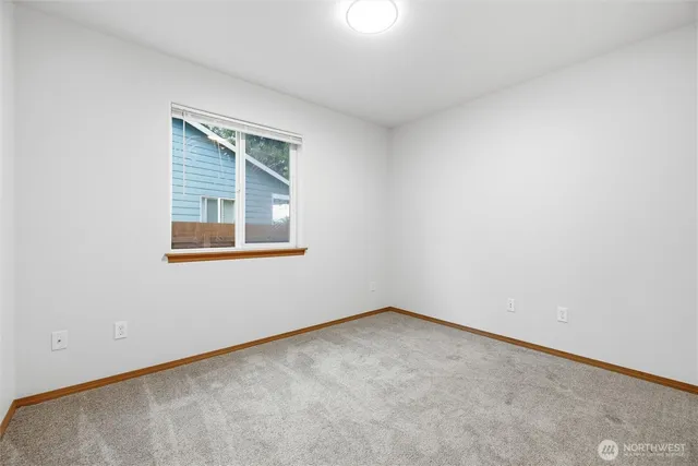 $398,900 | 447 Oak Hill Lane, Burlington, WA 98233