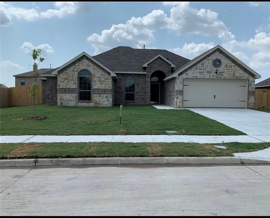 $2,050 | 1921 Green Terrace Drive, Royse City, TX 75189