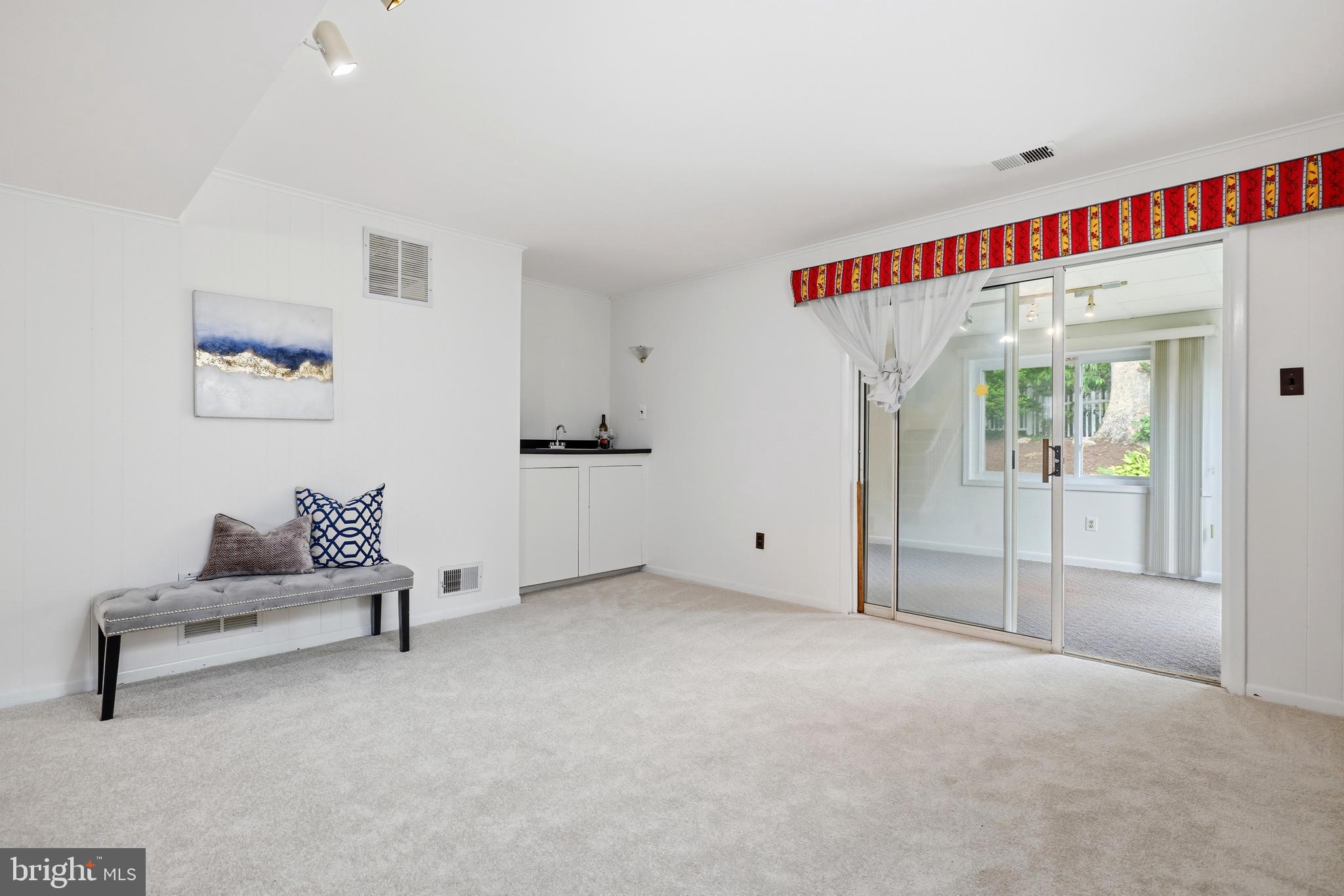 7211 Ashview Drive Springfield, VA 22153 - Photo 43 of 74 Family Room