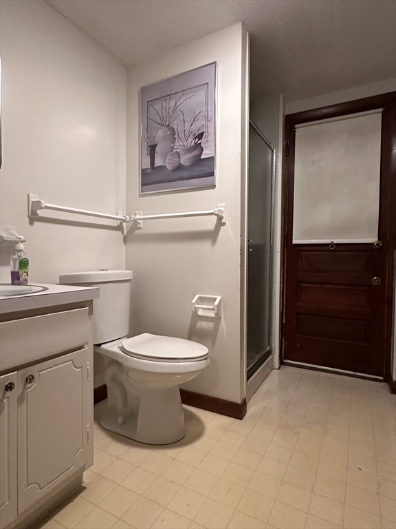 18 Crystal Brook Drive Springfield, MA 01118 - Photo 20 of 20 a bathroom with a toilet and a shower