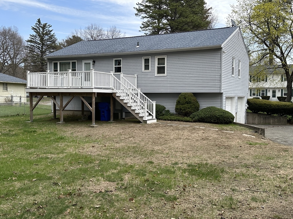 18 Crystal Brook Drive Springfield, MA 01118 - Photo 5 of 20 a view of a house with a back yard