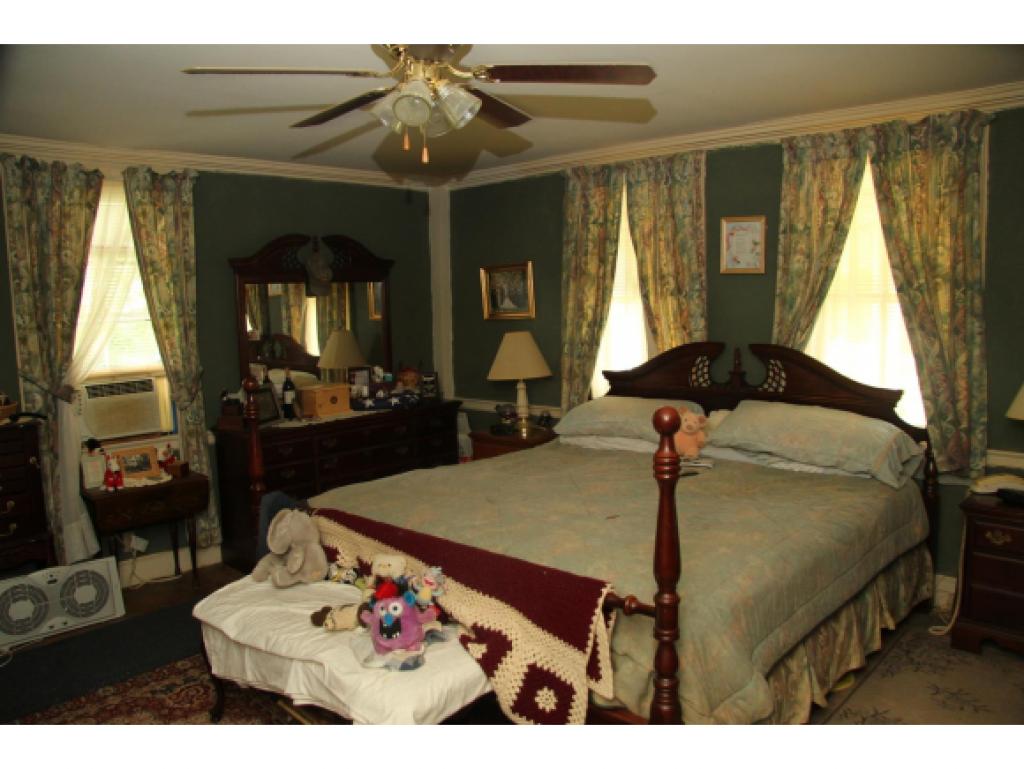 422 Old Chesterfield Road Winchester, NH 03470 - Photo 13 of 32