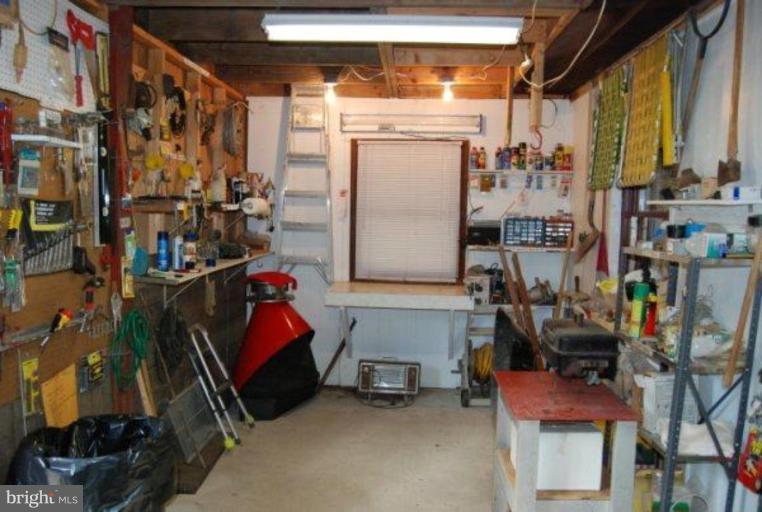 54 Spring Hollow Road Front Royal, VA 22630 - Photo 15 of 17 Inside shed has electric