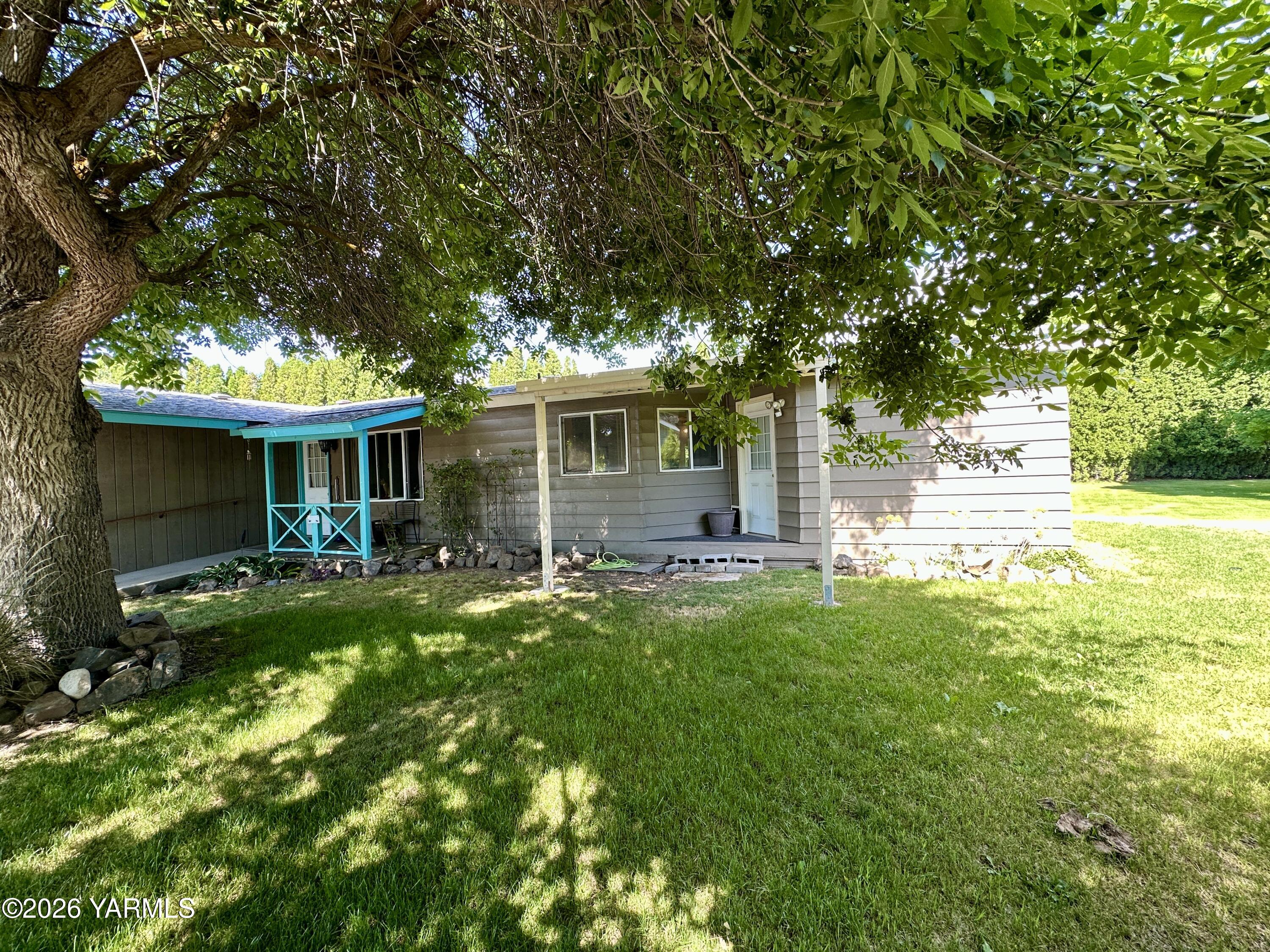 3701 Gun Club Road, Unit 34 Yakima, WA 98901 - Photo 22 of 22 Front Yard