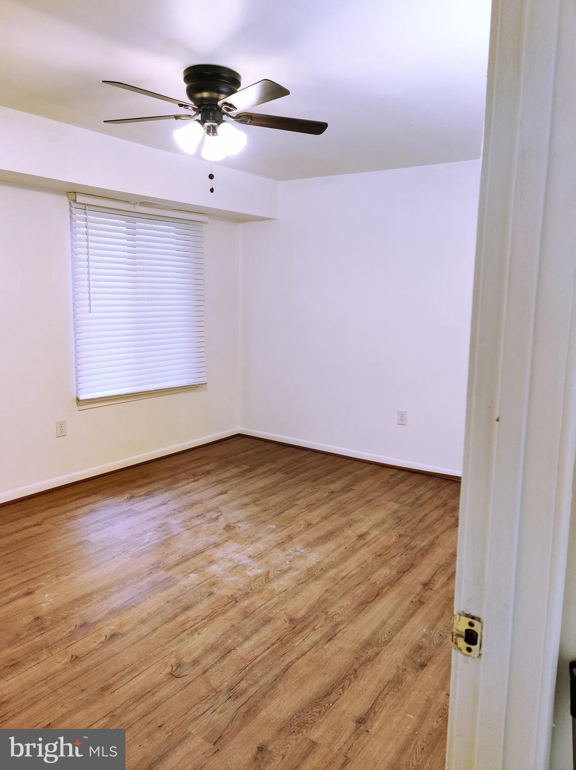 9627 White Acre Road Columbia, MD 21045 - Photo 6 of 18