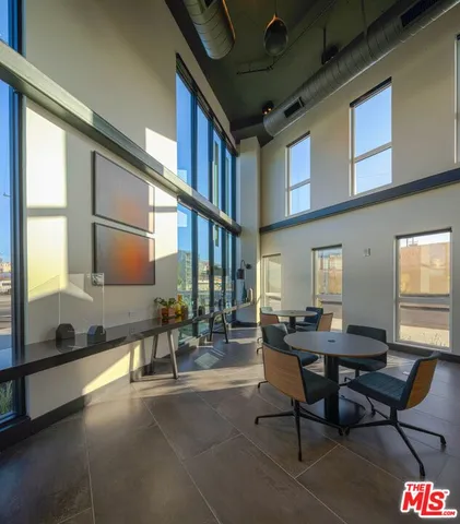 $3,405 | 1101 North Main Street, Unit C344, Los Angeles, CA 90012