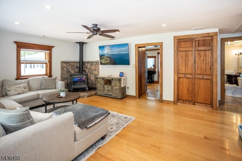 1020 Green Pond Road Newfoundland, NJ 07435 - Photo 11 of 25