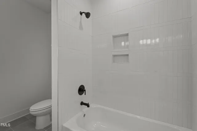 $899,900 | 200 Broadleaf Lane, Louisburg, NC 27549