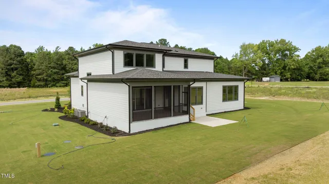 $900,000 | 200 Broadleaf Lane, Louisburg, NC 27549