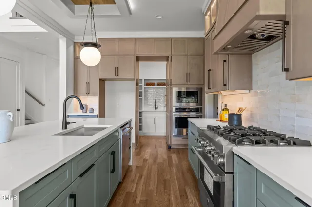 $900,000 | 200 Broadleaf Lane, Louisburg, NC 27549