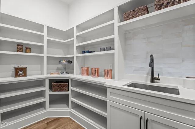 $900,000 | 200 Broadleaf Lane, Louisburg, NC 27549