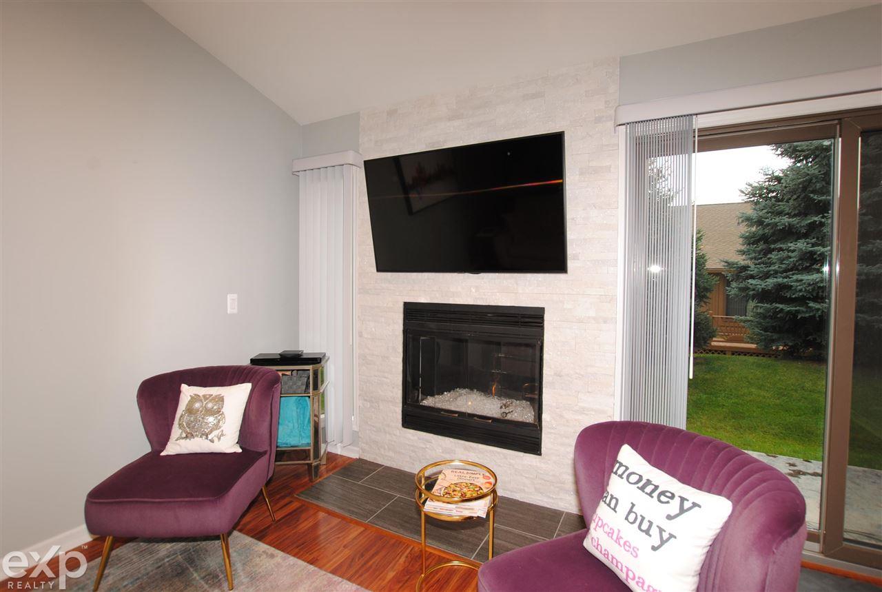 2181 London Bridge Drive Rochester, MI 48307 - Photo 22 of 53 50055306-21.JPG