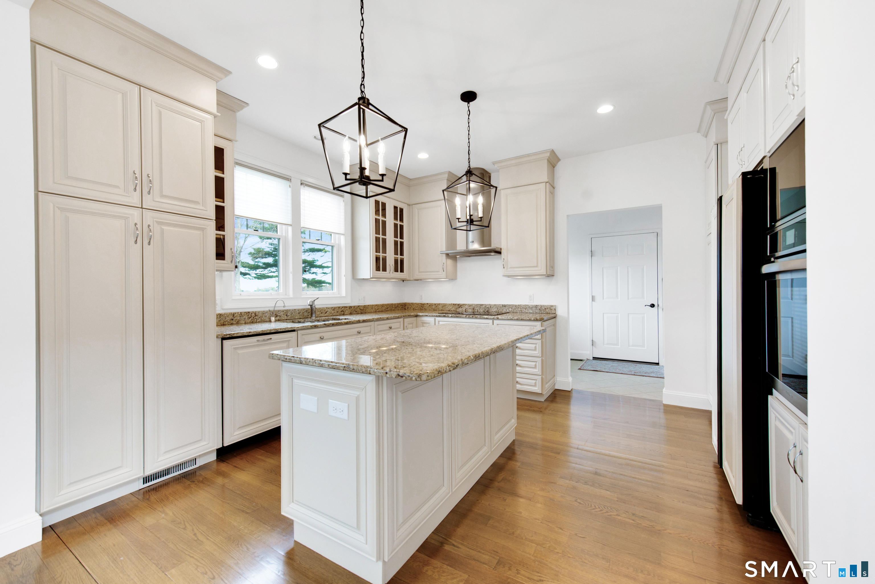 446 Main Street, Unit 9 Old Saybrook, CT 06475 - Photo 4 of 10