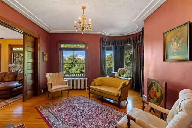 $879,000 | 2248 Highway 15, Cambridge, VT 05444