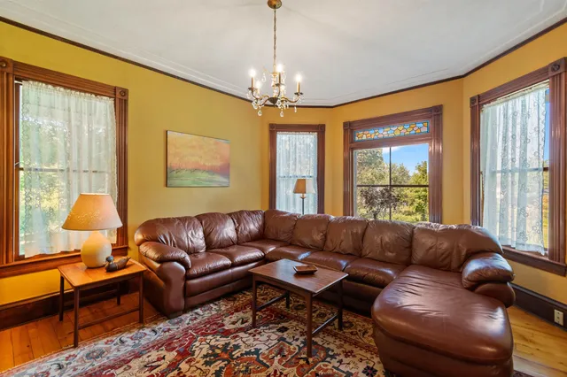 $879,000 | 2248 Highway 15, Cambridge, VT 05444