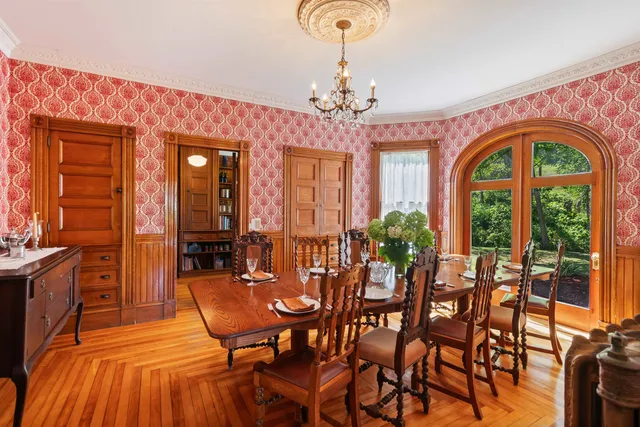 $879,000 | 2248 Highway 15, Cambridge, VT 05444