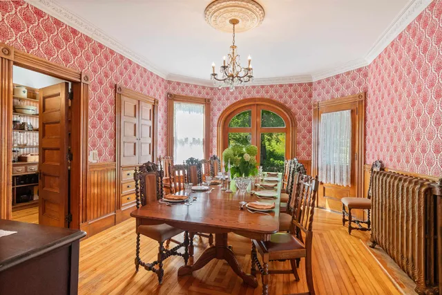 $879,000 | 2248 Highway 15, Cambridge, VT 05444