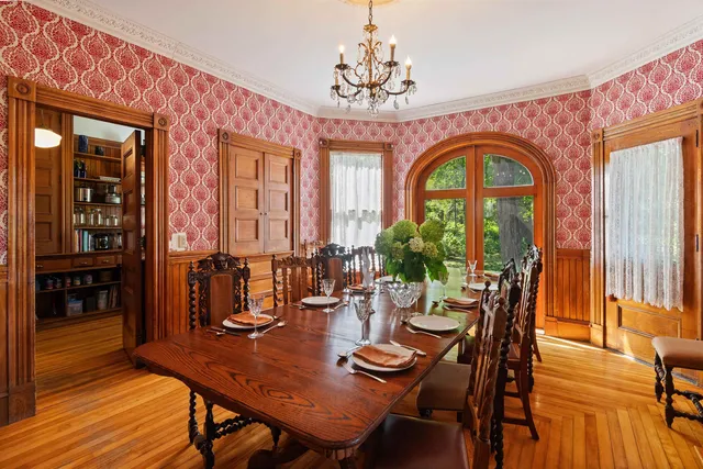 $879,000 | 2248 Highway 15, Cambridge, VT 05444