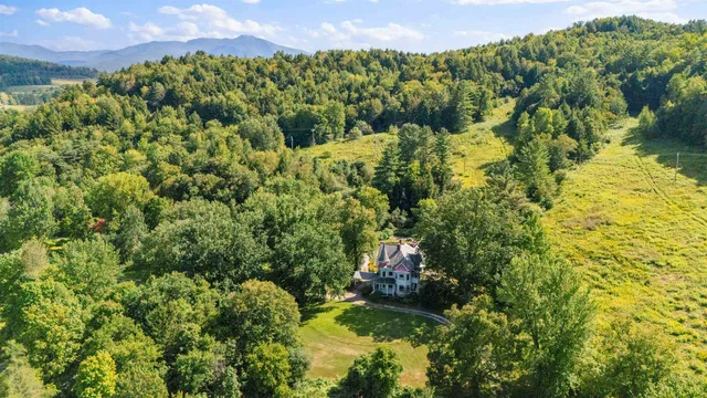$879,000 | 2248 Highway 15, Cambridge, VT 05444