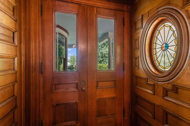 $879,000 | 2248 Highway 15, Cambridge, VT 05444