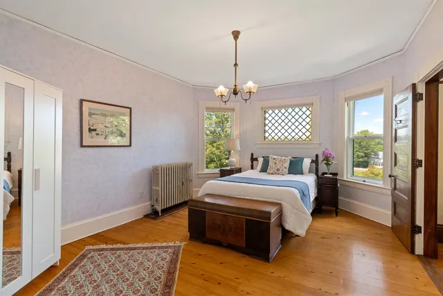 $879,000 | 2248 Highway 15, Cambridge, VT 05444