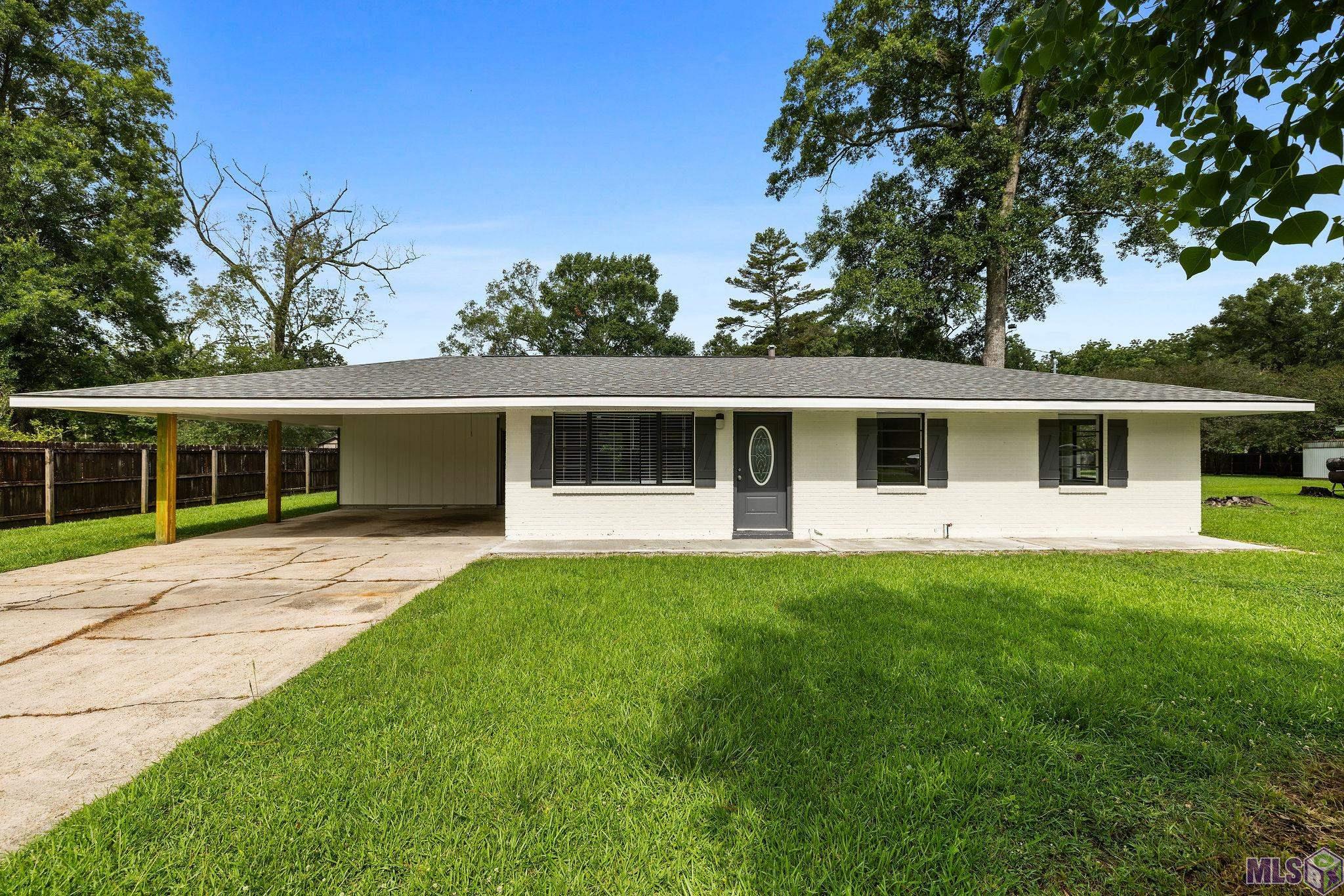10061 Moss Lea Drive Baton Rouge, LA 70818 - Photo 1 of 22